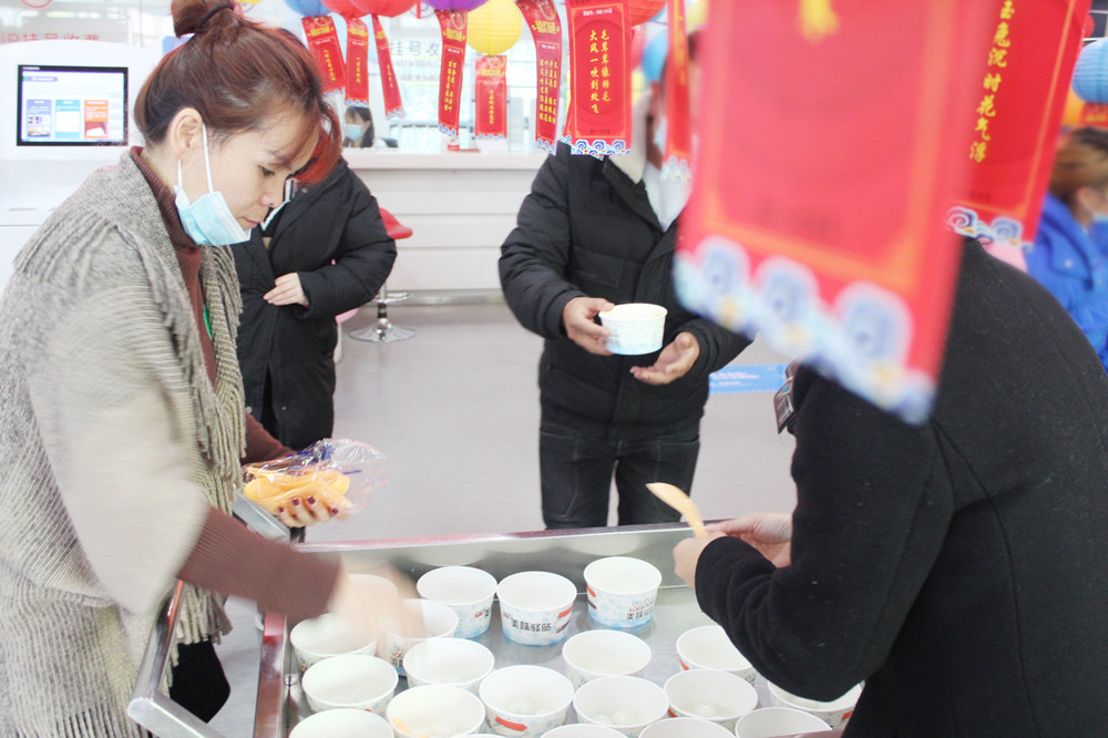 鬧元宵，猜燈謎，進(jìn)社區(qū)，我院元宵助力好孕專題活動圓滿舉辦!