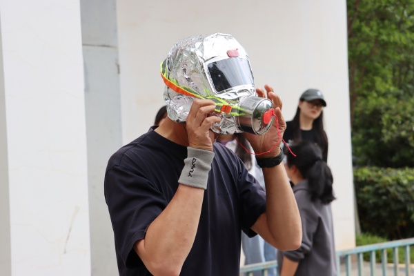 Ծ(zhn)δ ȼ (i)St(y)Ժt(y)Ժȫ(sh)(zhn)ݾM(jn)Еr(sh)